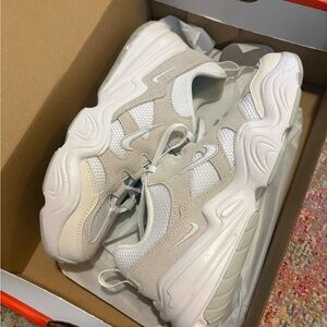 NWT Nike Tech Hera White and Cream Sneakers
